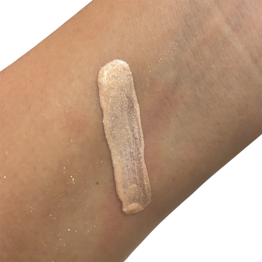 Liquid Highlighter + Blush 02